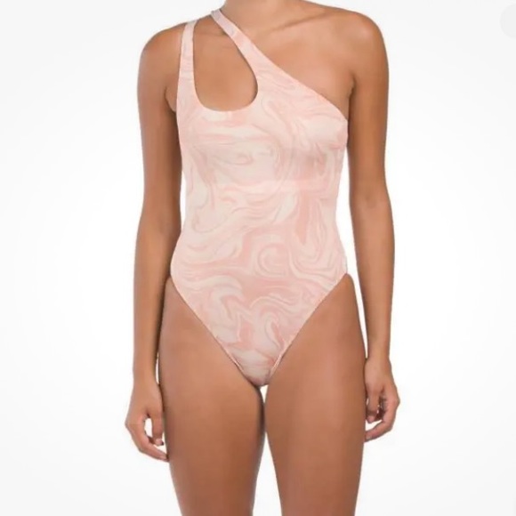 L*Space Phoebe classic One-Piece in Pink NEW - Picture 4 of 8